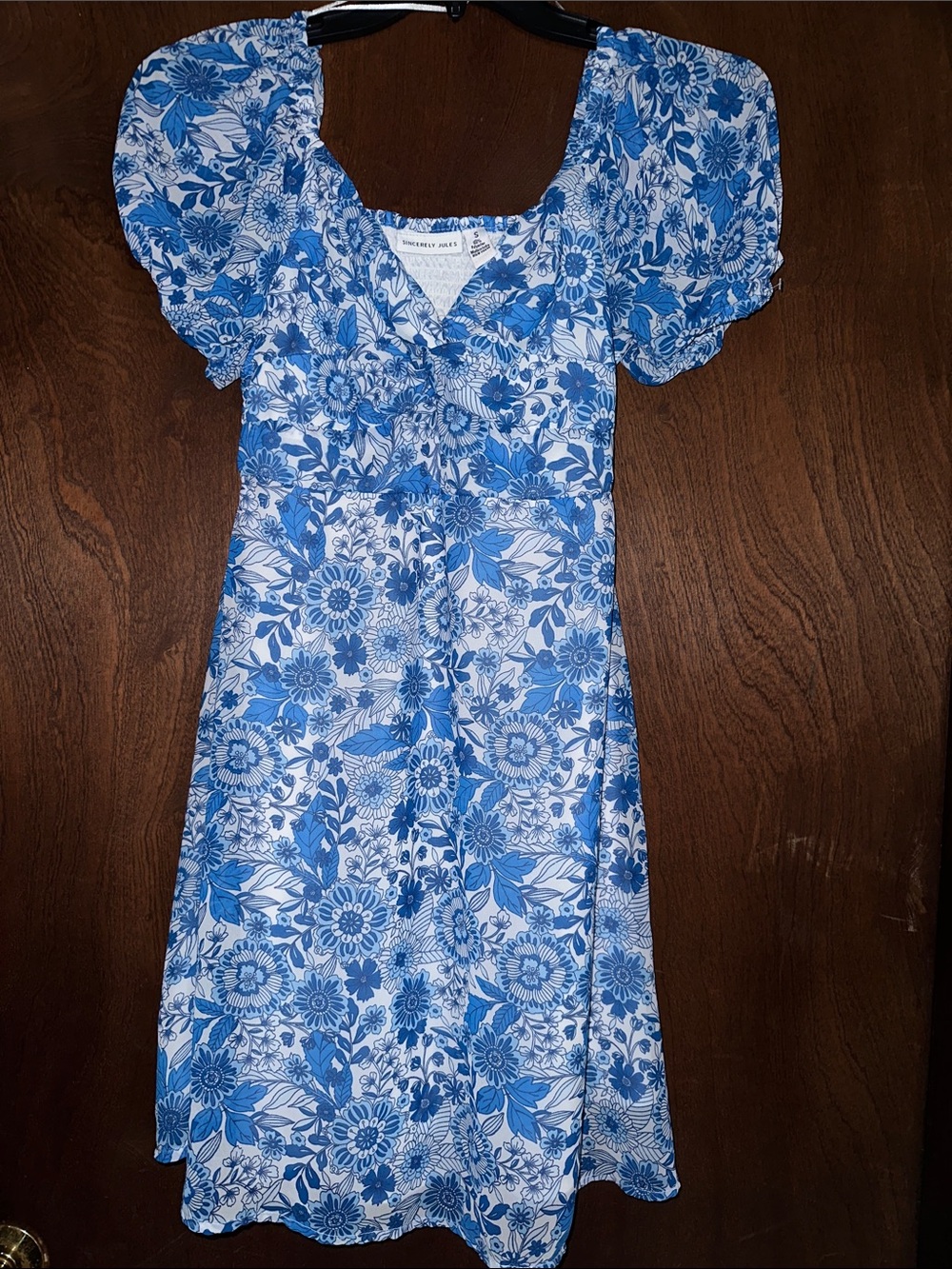 Sincerely Jules Blue and White Floral Puff-Sleeve Dress S NEW!!